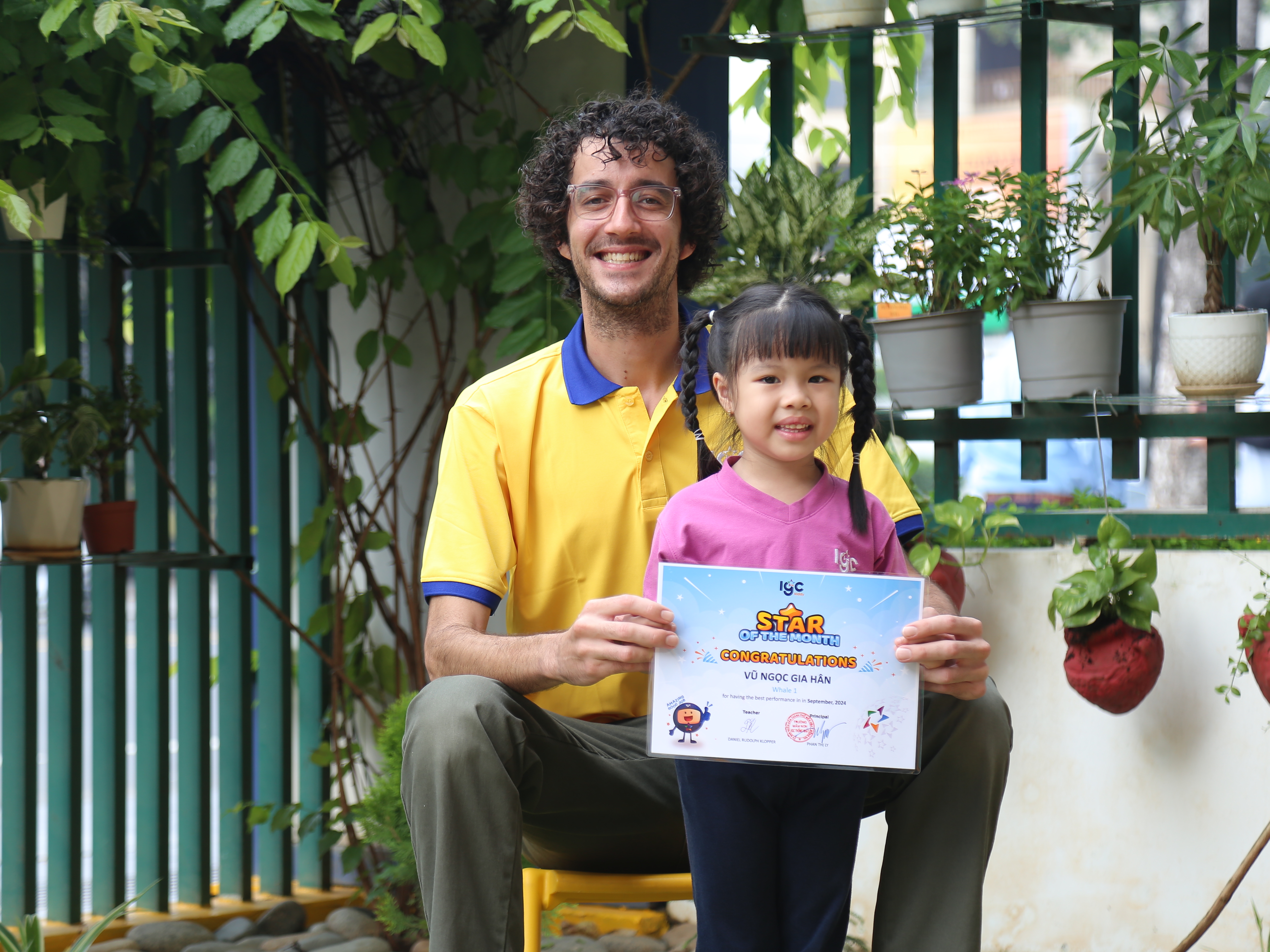 STAR OF THE MONTH NHỮNG NGÔI SAO NỔI BẬT CỦA THÁNG 9