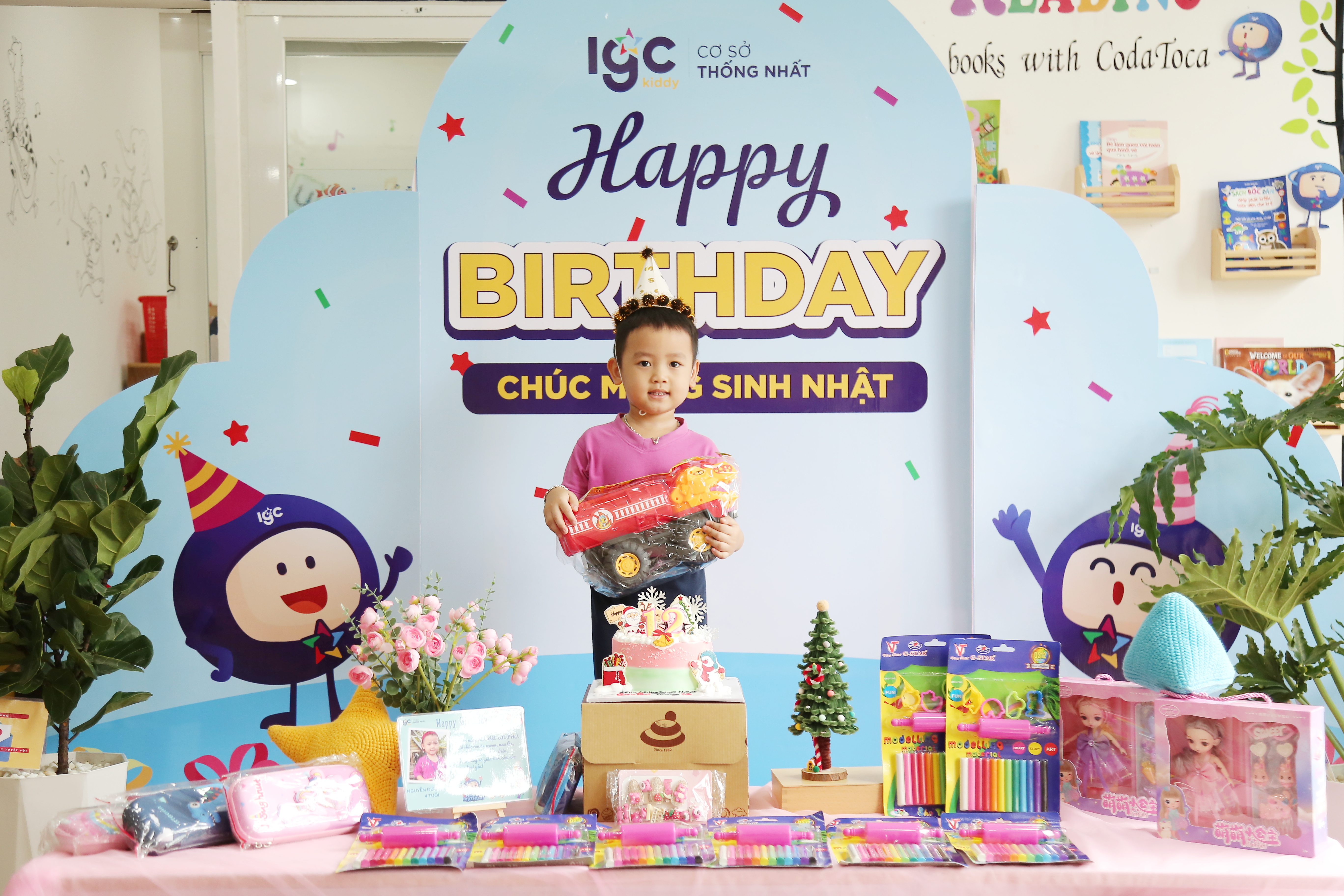 CHÚC MỪNG CÁC BẠN NHỎ SINH NHẬT THÁNG 12