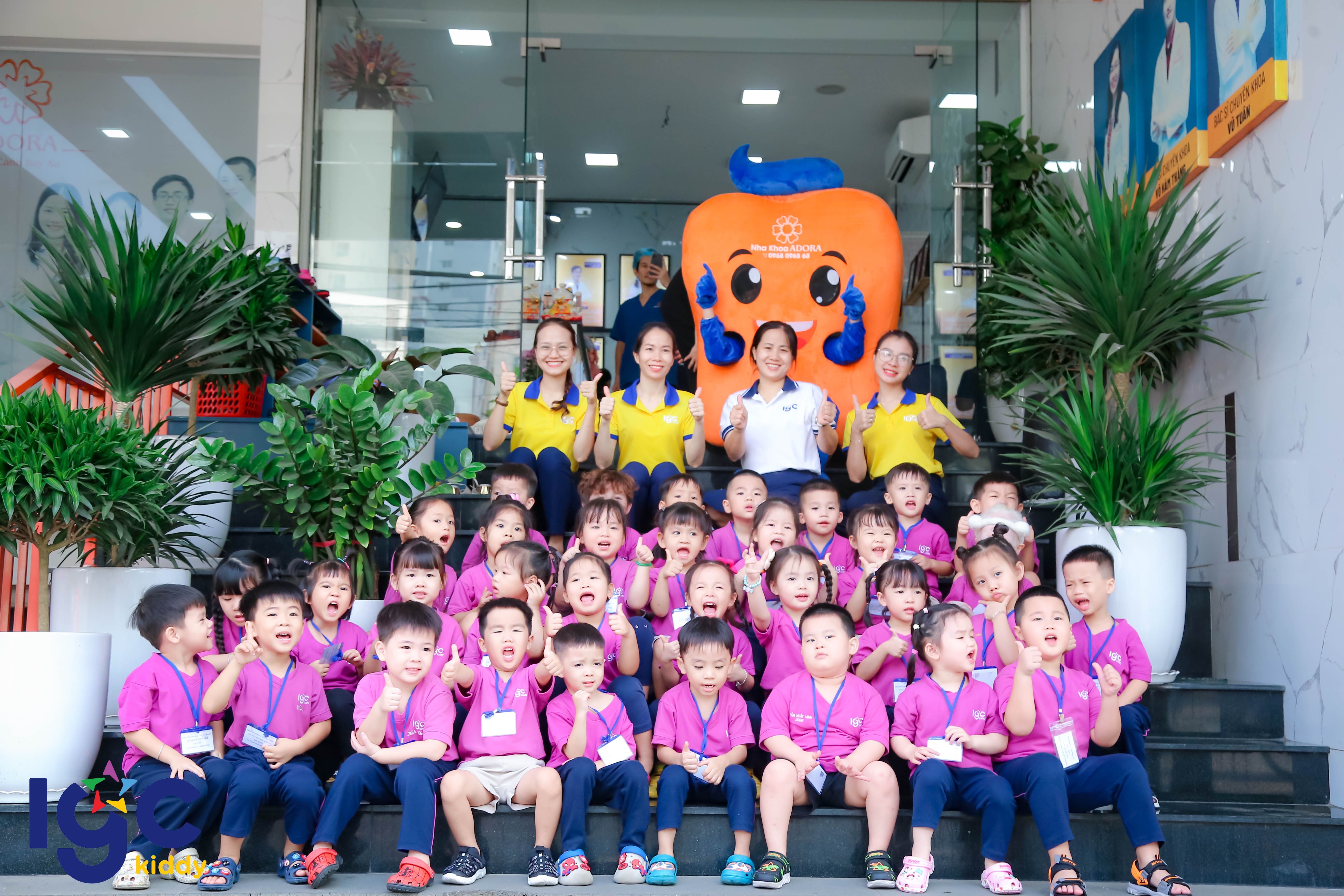 DÃ NGOẠI PHÒNG KHÁM NHA KHOA ADORA