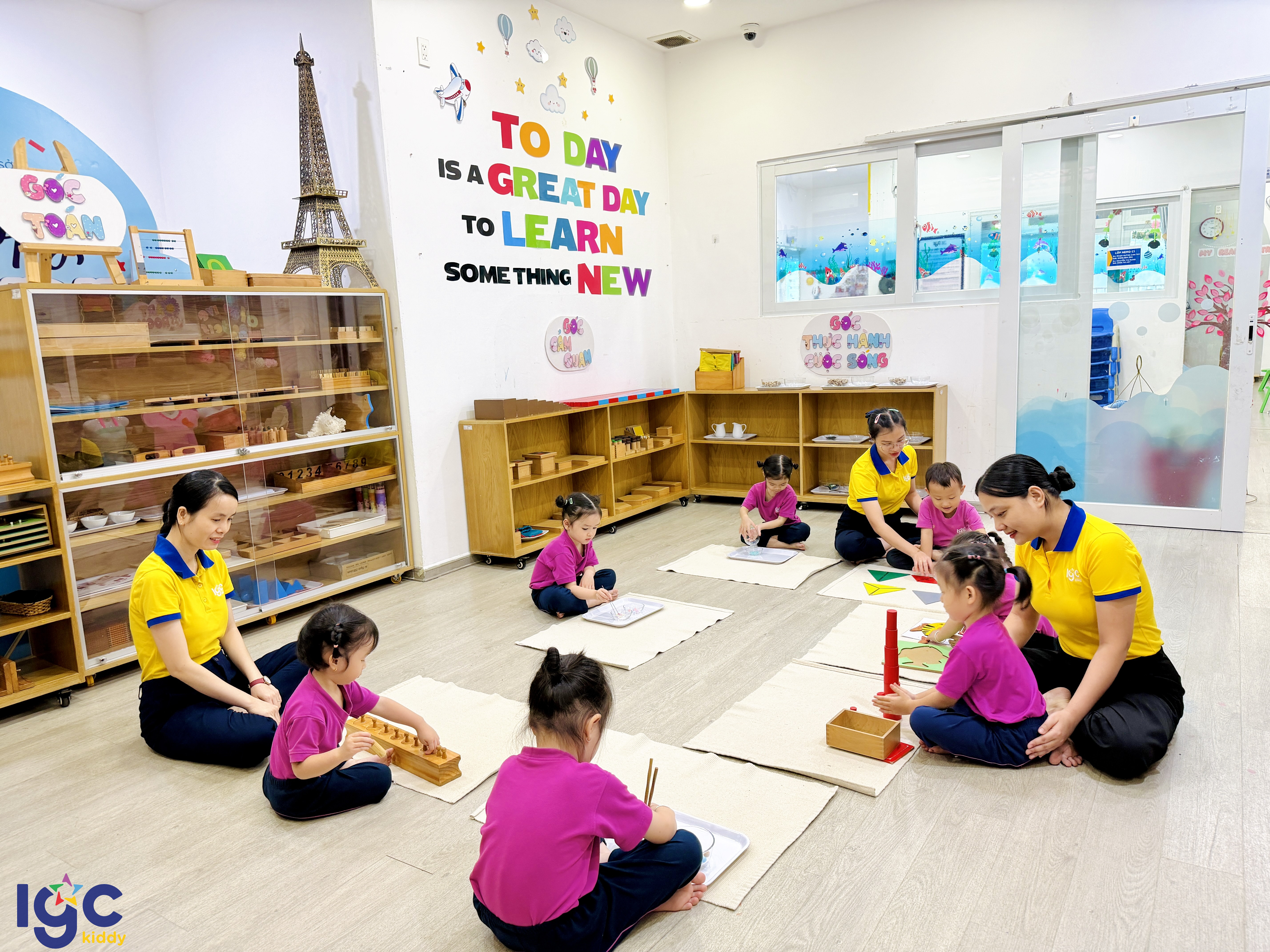 CHƯƠNG TRÌNH MONTESSORI TẠI IGC KIDDY THỐNG NHẤT – HỌC BẰNG TRẢI NGHIỆM, LỚN LÊN TỪ SỰ TỰ LẬP