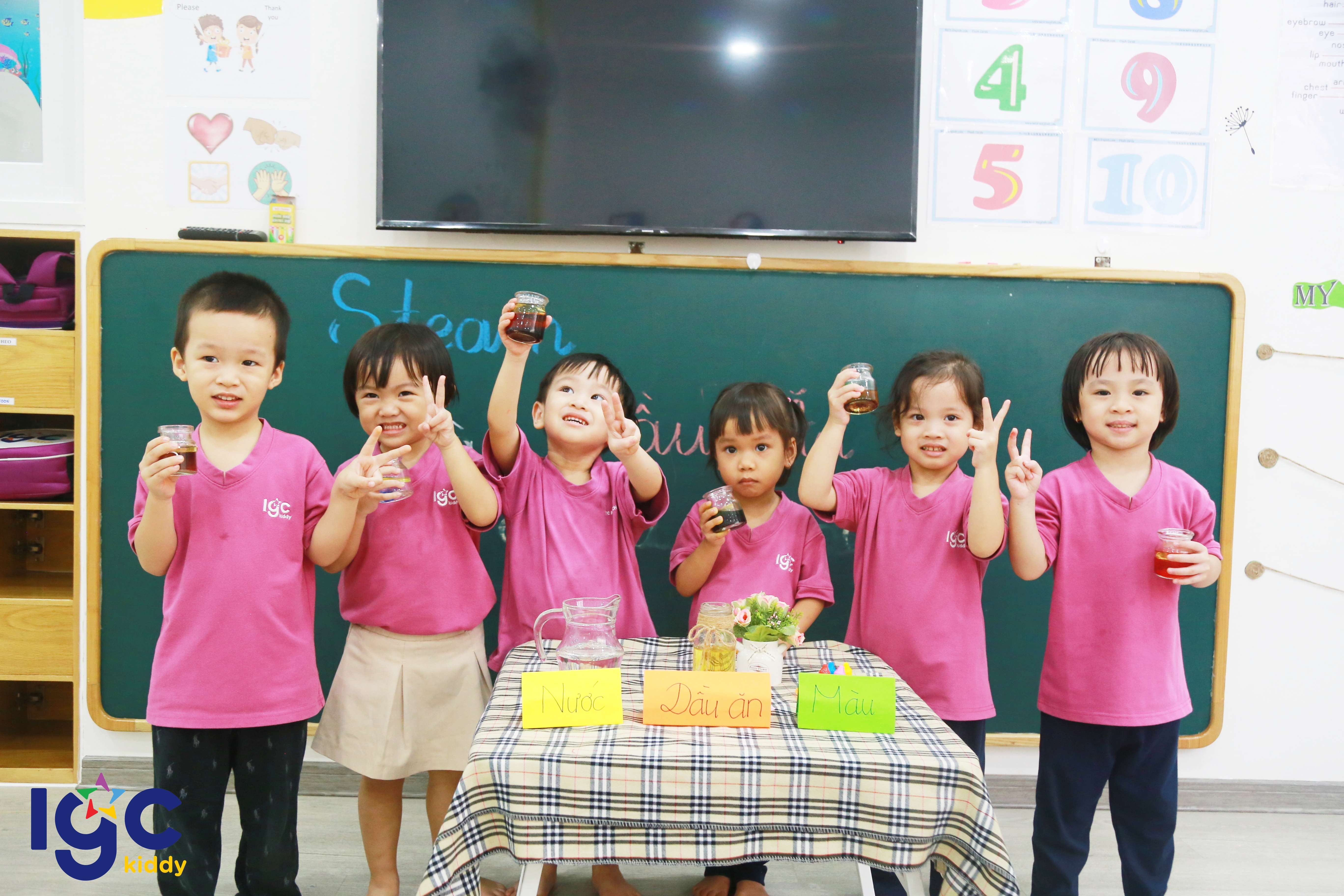 ĐIỀU GÌ SẼ XẢY RA CON KHI TRỘN DẦU VỚI NƯỚC?